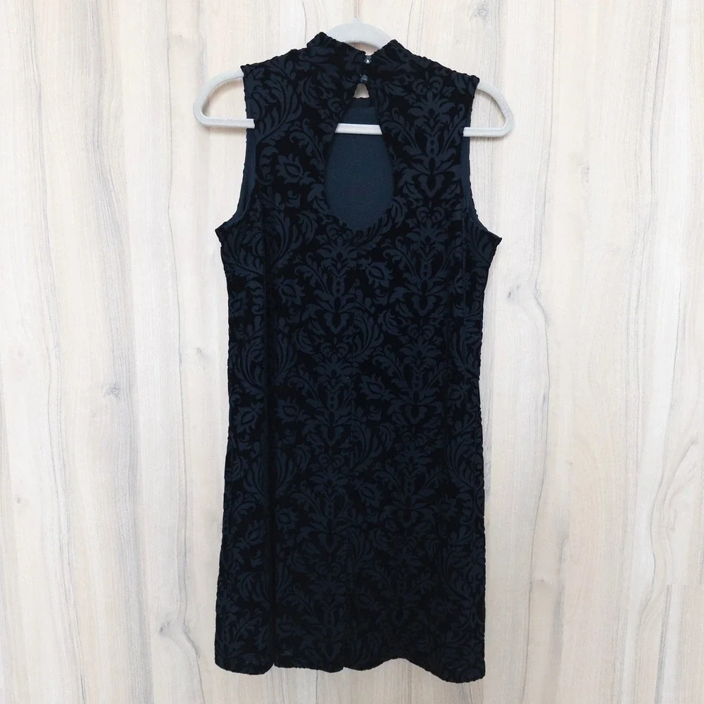 Ronni Nicole Women Velvet Dress Size 10 Black Mock Neck Holiday Party Whimsigoth